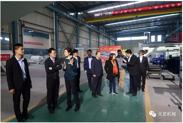 碧桂園集團副總裁兼采購中心總經理楊麗興一行蒞臨天意參觀考察 碧桂園集團副總裁兼采購中心總經理楊麗興一行蒞臨天意參觀考察